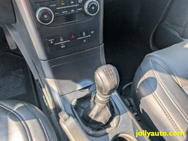 MAHINDRA XUV500 2.2 16V AWD W8 N1 - AUTOCARRO 5  - foto 30