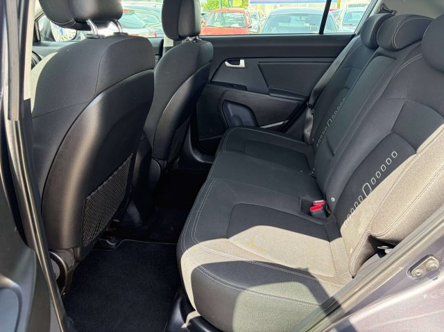 KIA SPORTAGE SPORTAGE III 1.7 CRDI CLASS 2WD - foto 8