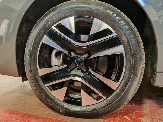 PEUGEOT 208 HYBRID 100 E-DCS6 ALLURE - foto 14