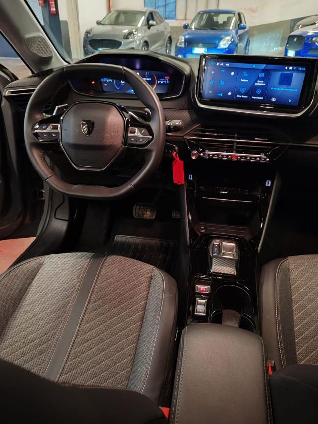 PEUGEOT 208 HYBRID 100 E-DCS6 ALLURE - foto 6