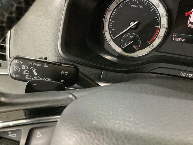 SKODA KAROQ 1.6 TDI SCR DSG STYLE - foto 20