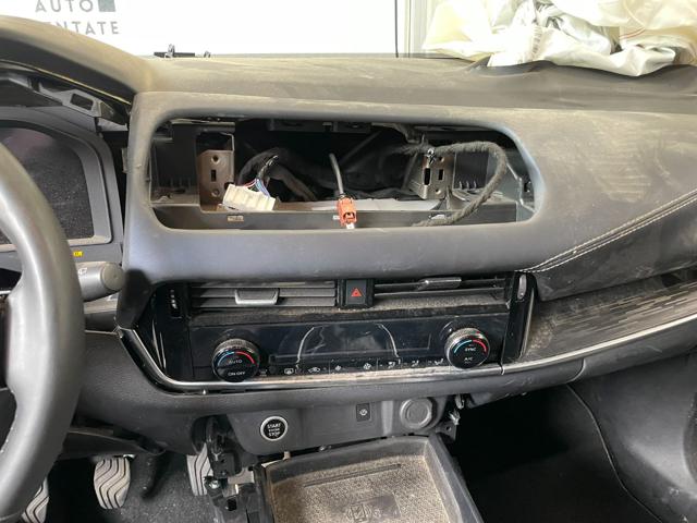NISSAN QASHQAI MHEV 140CV TEKNA - foto 17