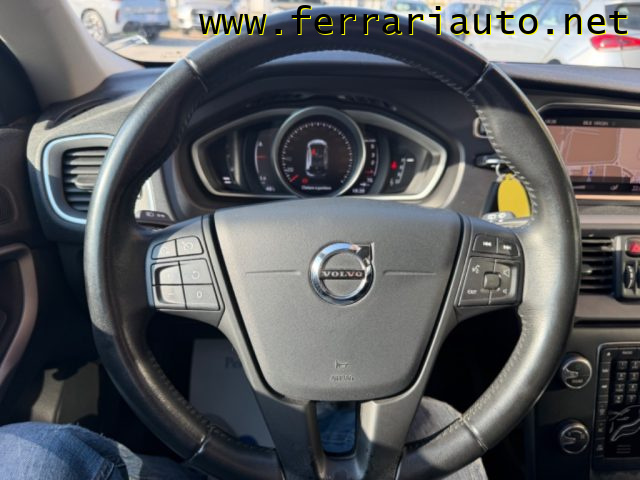 VOLVO V40 D2 GEARTRONIC MOMENTUM NEOPATENT - foto 12