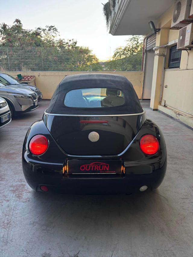 VOLKSWAGEN NEW BEETLE 1.9 TDI 101CV CABRIO - foto 4