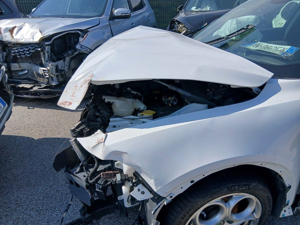 Immagine di ALFA ROMEO Tonale 1.6 diesel 130 CV TCT6 Super del 03/2023 km 68735