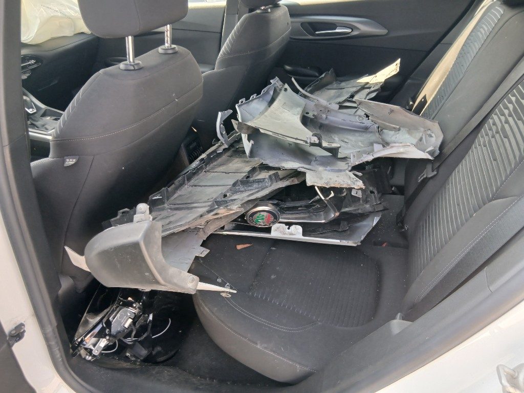 Immagine di ALFA ROMEO Tonale 1.6 diesel 130 CV TCT6 Super del 03/2023 km 68735
