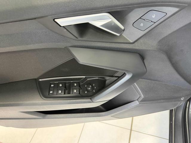 AUDI A3 SPB 30 G-TRON S TRONIC BUSINESS - foto 29