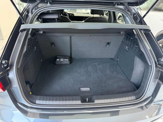 AUDI A3 SPB 30 G-TRON S TRONIC BUSINESS - foto 31