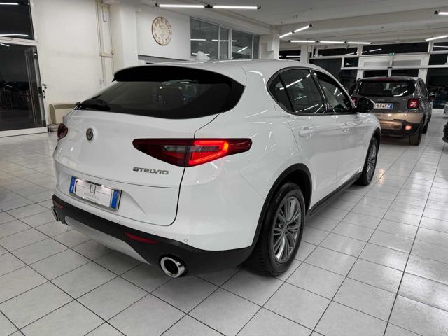 ALFA ROMEO STELVIO 2.2 TURBODIESEL 190 CV AT8 Q4 BU - foto 6