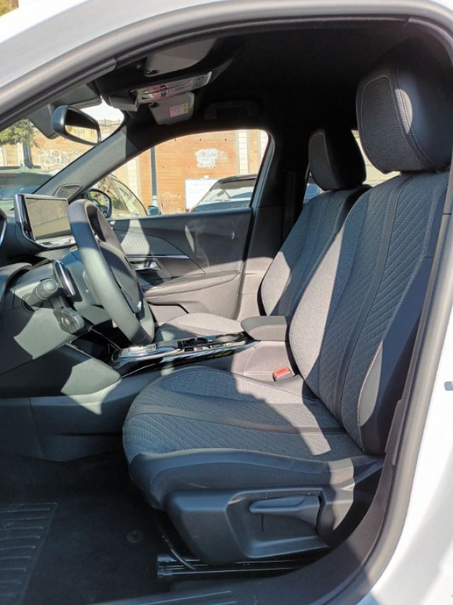 PEUGEOT 2008 1200 PURETECH ALLURE 130CV EAT8  - foto 7