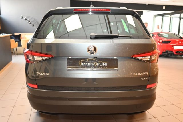 SKODA KODIAQ 2.0 TDI SCR 4X4 SPORTLINE DSG 7P - foto 6