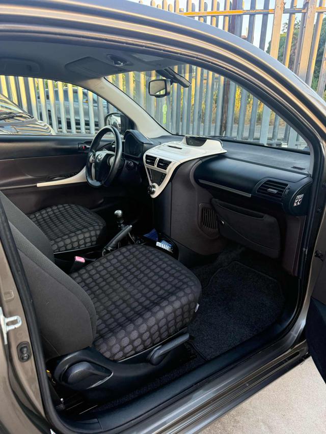 TOYOTA IQ 1.0 - foto 8