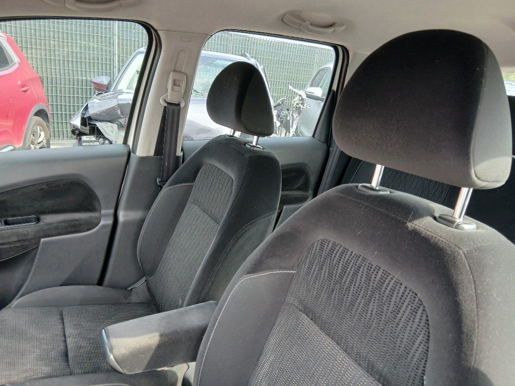 Immagine di CITROEN C3 Picasso 1.4 VTi 95 Exclusive Style del 09/2010 km 196164