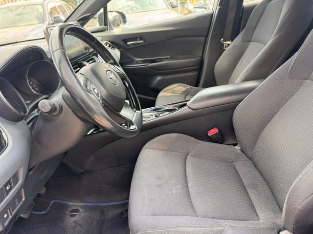 TOYOTA C-HR 1.8 HYBRID E-CVT TREND SPORT - foto 10