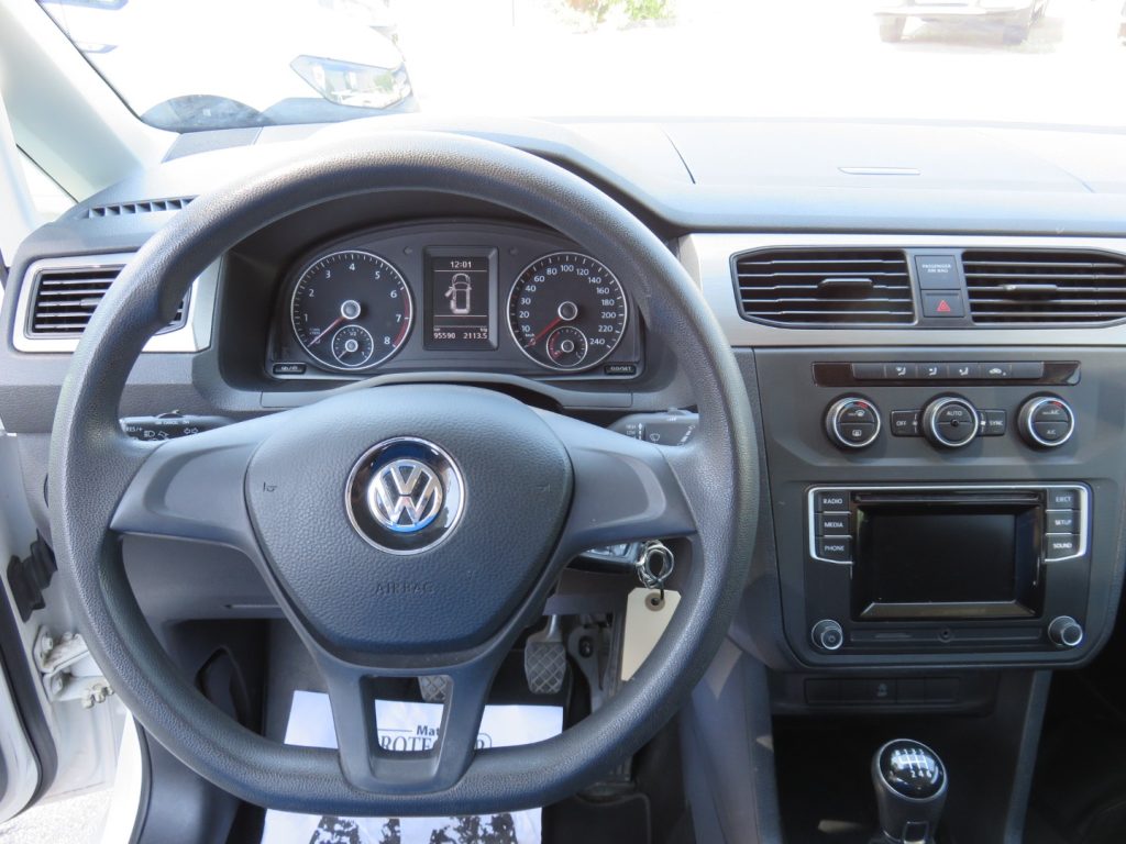 VOLKSWAGEN Caddy