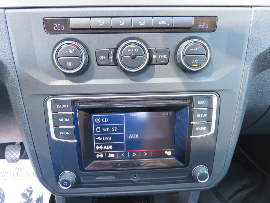 VOLKSWAGEN Caddy