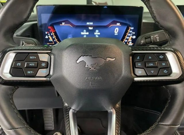 FORD MUSTANG 2.3 ECOBOOST AUTOM MY25 AZIENDAL - foto 15