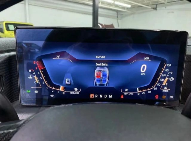 FORD MUSTANG 2.3 ECOBOOST AUTOM MY25 AZIENDAL - foto 17