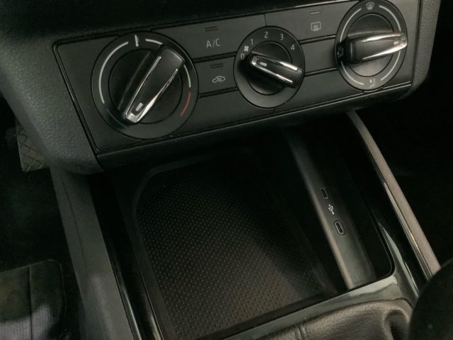 SKODA KAMIQ 1.0 G-TEC AMBITION - foto 23