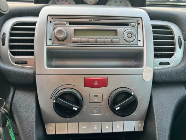 LANCIA YPSILON 1.2 - foto 14