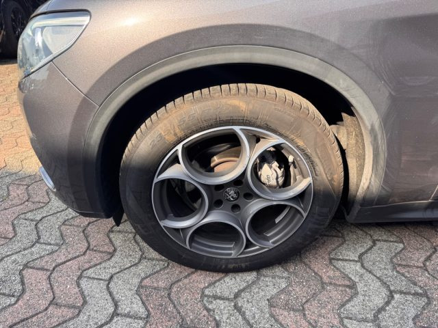 ALFA ROMEO STELVIO 2.2 TURBODIESEL 190 CV AT8 Q4 SP - foto 7