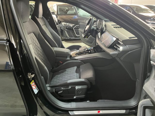 AUDI A5 AVANT TDI204CV MHEV+STRONIC S LI - foto 24