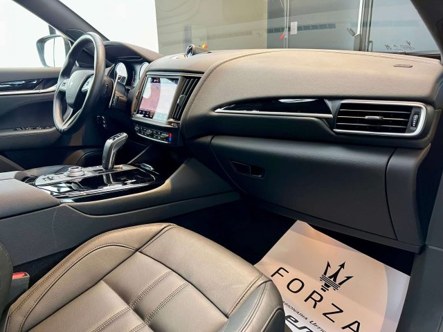 MASERATI LEVANTE 2.0 MHEV GT 330CV SPORT PACK , A - foto 13