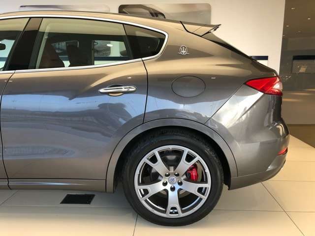 MASERATI LEVANTE V6 DIESEL 250 CV AWD GRANSPORT - foto 6