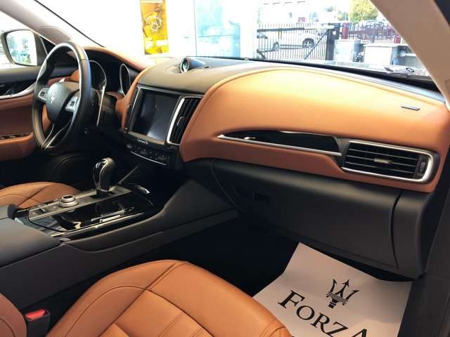 MASERATI LEVANTE V6 DIESEL 250 CV AWD GRANSPORT - foto 13