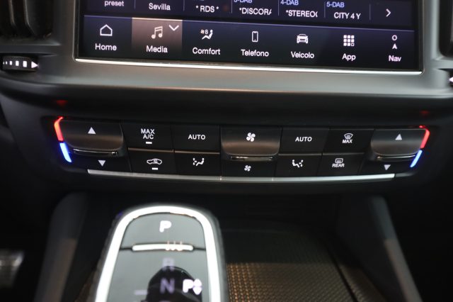 MASERATI LEVANTE LEVANTE 330 CV MHEV AWD GT - foto 13