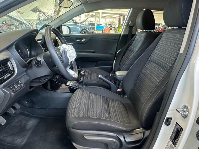 KIA STONIC 1.2 DPI STYLE - foto 14