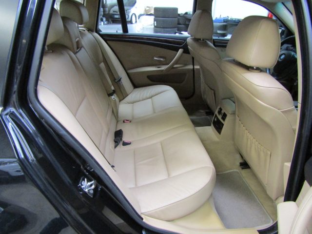 BMW 525 525D TOURING FUTURA * 370.000 KM - foto 13