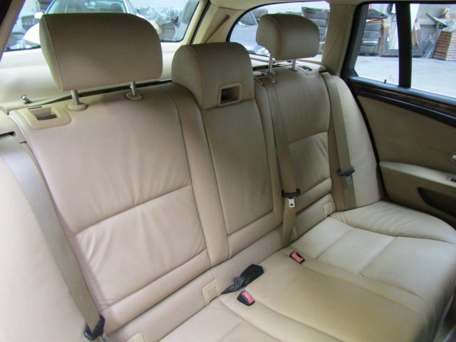 BMW 525 525D TOURING FUTURA * 370.000 KM - foto 14