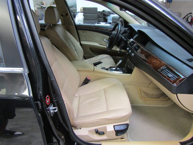 BMW 525 525D TOURING FUTURA * 370.000 KM - foto 15