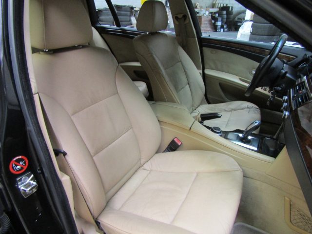 BMW 525 525D TOURING FUTURA * 370.000 KM - foto 18