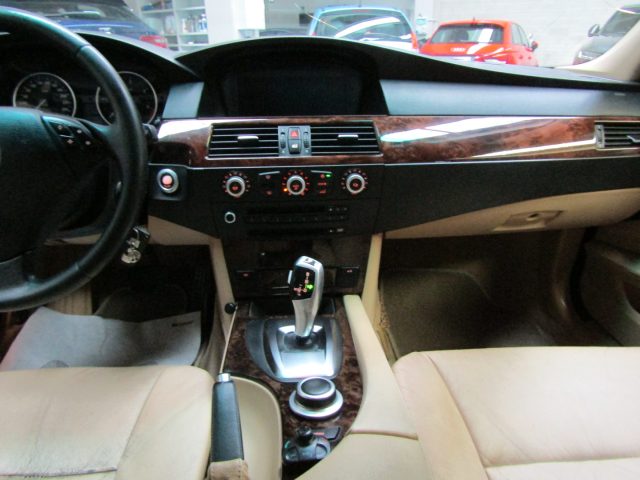 BMW 525 525D TOURING FUTURA * 370.000 KM - foto 20