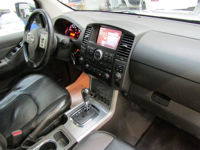 NISSAN NAVARA 3.0 V6 DCI DOUBLE CABINET HARDTO - foto 17