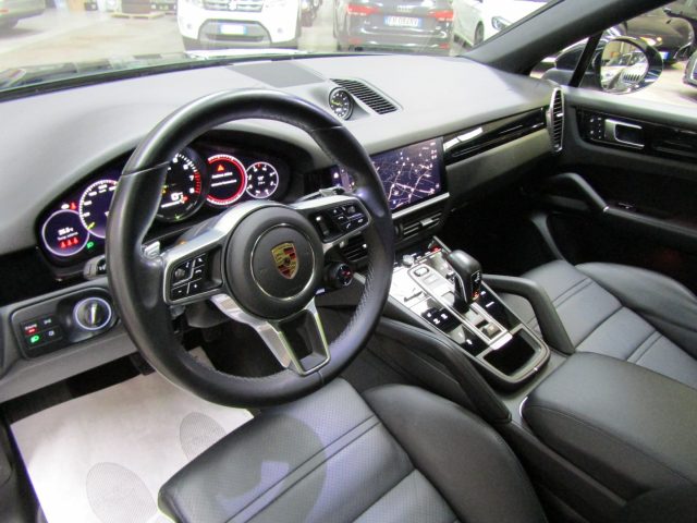PORSCHE CAYENNE COUPÉ 3.0 V6 E-HYBRID * 132.000  - foto 8