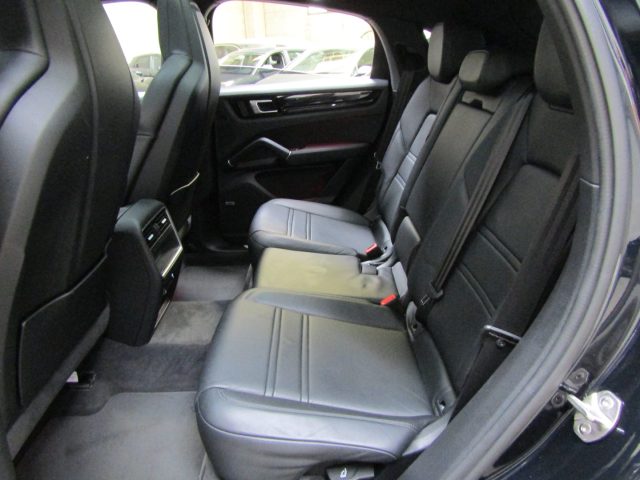 PORSCHE CAYENNE COUPÉ 3.0 V6 E-HYBRID * 132.000  - foto 11