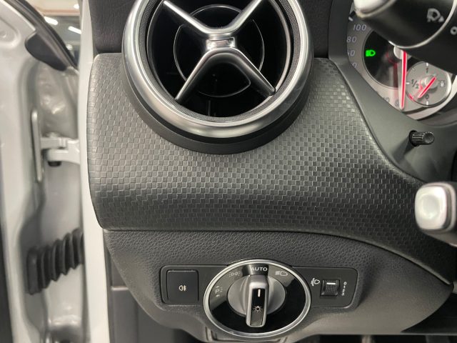 MERCEDES-BENZ A 180 1.5 CDI 109 CV SPORT - foto 16