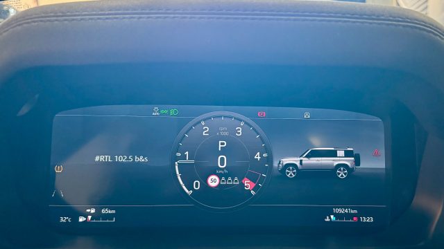 LAND ROVER DEFENDER 110 3.0D I6 250 CV AWD AUTO SE - foto 16
