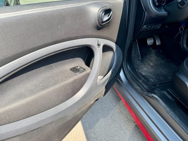 SMART FORTWO 90 0.9 TURBO TWINAMIC URBANRUNNE - foto 17