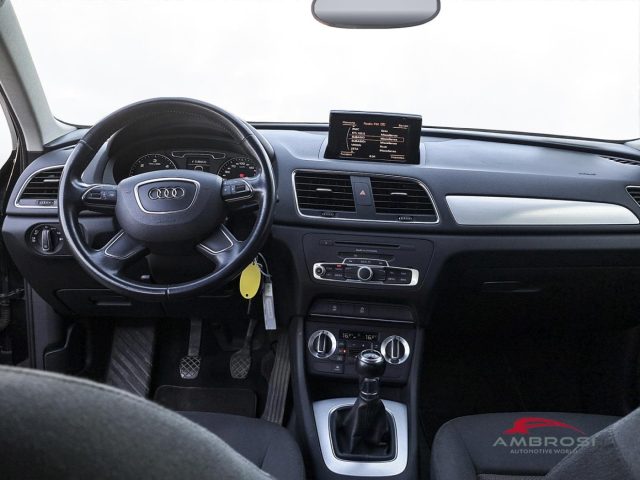AUDI Q3 2.0 TDI - foto 12