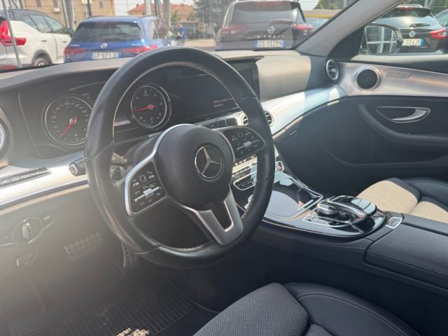 MERCEDES-BENZ E 220 D S.W. 4MATIC AUTO PREMIUM ALL-T - foto 8