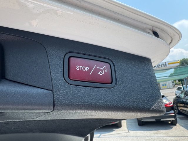 MERCEDES-BENZ E 220 D S.W. 4MATIC AUTO PREMIUM ALL-T - foto 15
