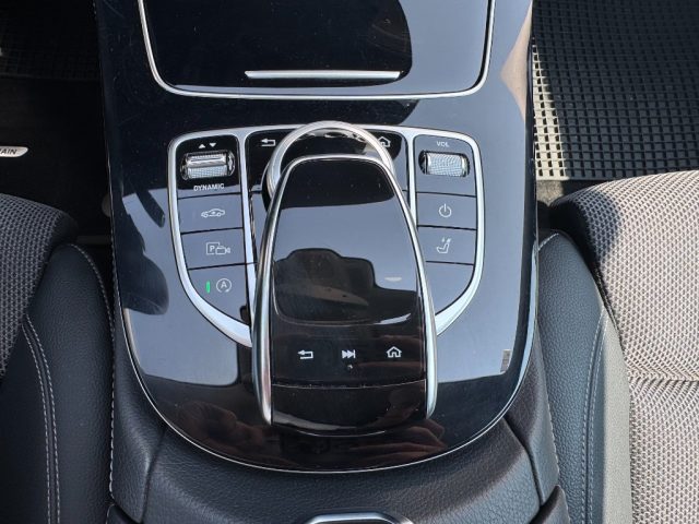 MERCEDES-BENZ E 220 D S.W. 4MATIC AUTO PREMIUM ALL-T - foto 19