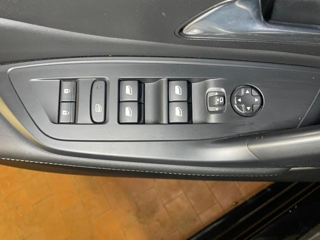 PEUGEOT 308 5 PORTE 1.2 130CV ALLURE NAVI + - foto 17