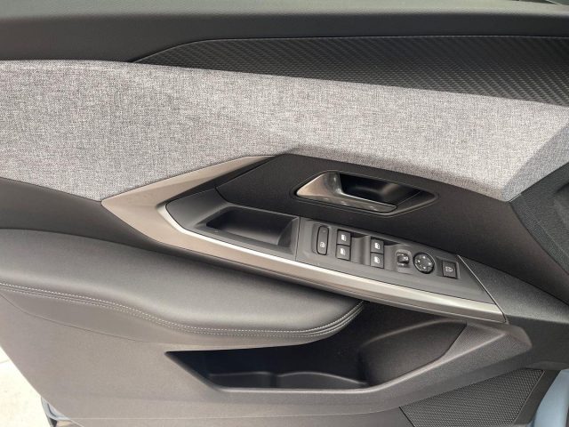 PEUGEOT 3008 HYBRID 145 E-DCS6 ALLURE - foto 13
