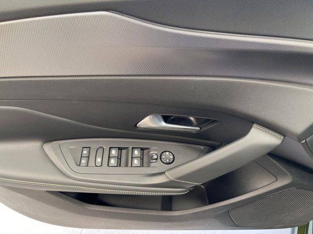 PEUGEOT 408 HYBRID 145 E-DCS6 GT EXCLUSIVE - foto 13