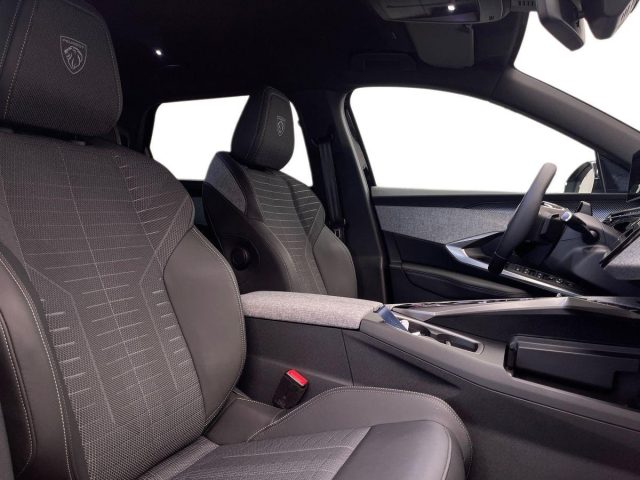 PEUGEOT 5008 HYBRID 145 E-DCS6 GT - foto 16